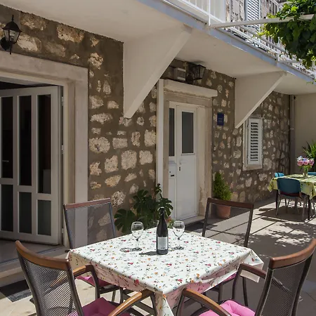 Aurelia Pensjonat 3*